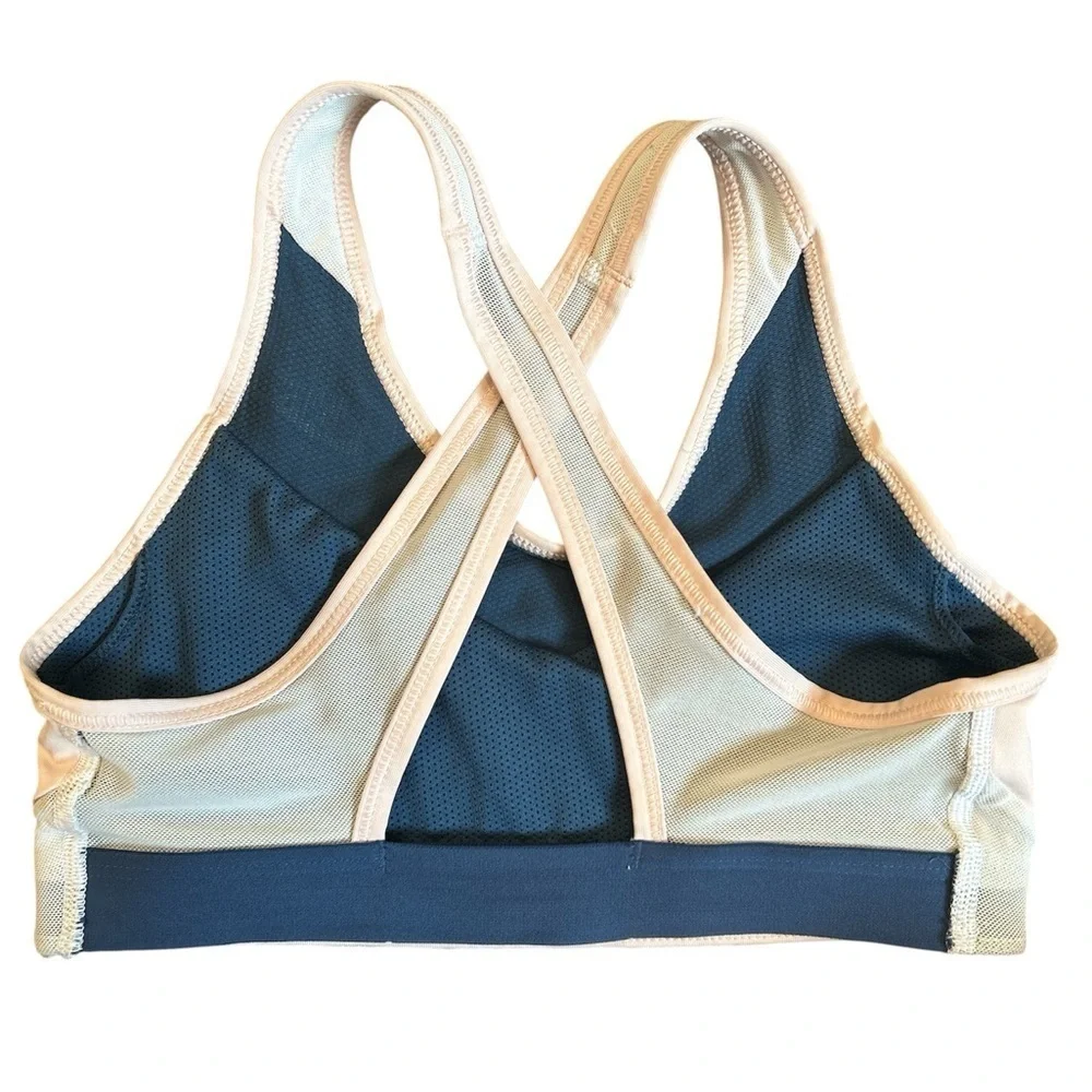 Nike Lot of 2 Sports Bras XS Windrunner Cross Back & Nike Pro Swoosh Padded